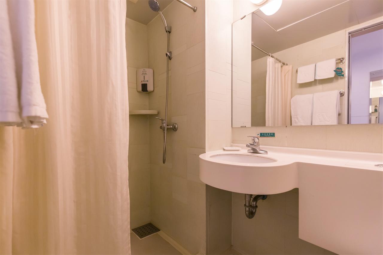 Jingjiang Inn Wuxi Liyuan Development Zone מראה חיצוני תמונה